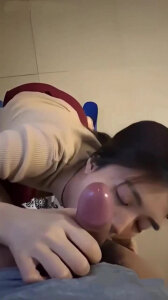 小姐姐人美胸大吸精爱好者！每天被我一天抓來口交三次 現在看到我都躲的